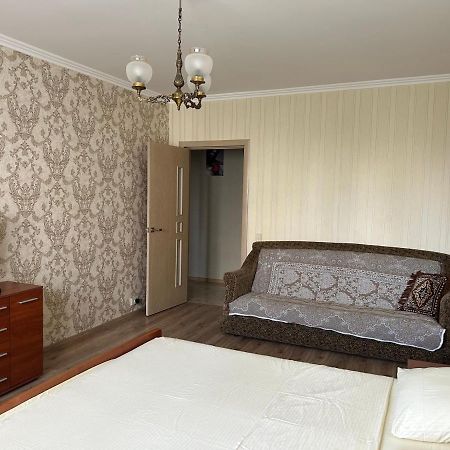 Apartments Kharkivs'Ke Highway Kiev Extérieur photo